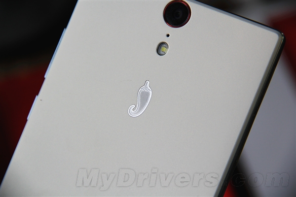 1999元/蜀锦后壳 小辣椒5 Pro图赏