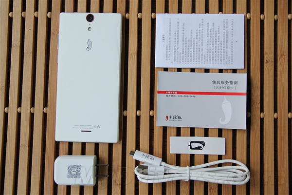 1999元/蜀锦后壳 小辣椒5 Pro图赏