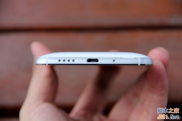 魅族MX4银翼版开箱图赏：边框后盖亮了