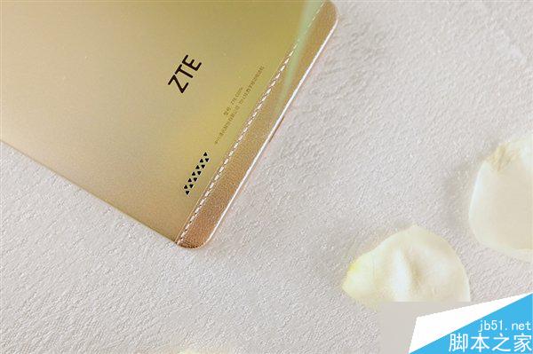 中兴AXON天机MAX和华为Mate8对比