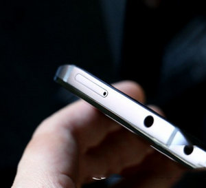 moto x极怎么样 摩托罗拉moto x极评测视频8