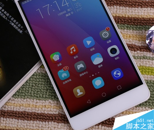 锤子t2和荣耀5x对比哪个好？锤子t2和荣耀5x对比评测