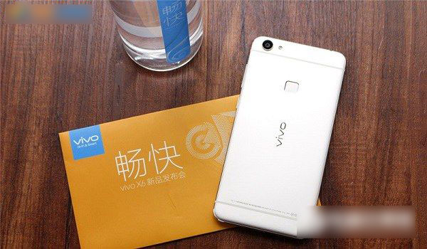 锤子T2和vivo x6哪个好 锤子T2和vivo x6区别对比