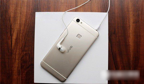 锤子T2和vivo x6哪个好 锤子T2和vivo x6区别对比