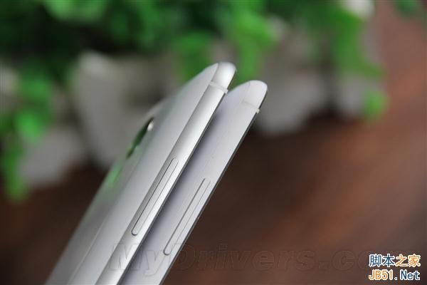 四个兄弟凑齐了！银翼版魅族MX4对比图赏