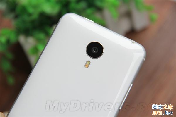 四个兄弟凑齐了！银翼版魅族MX4对比图赏