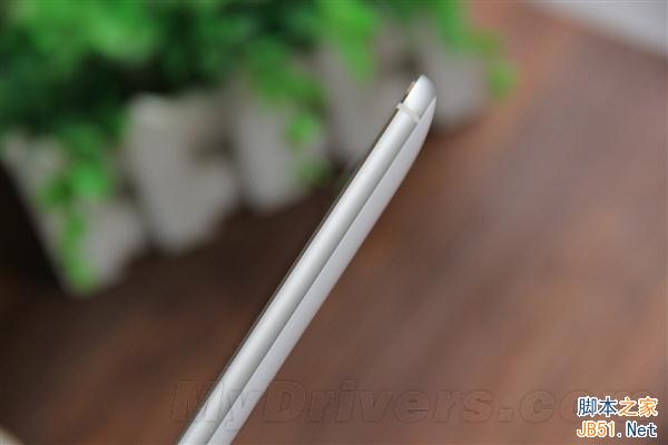 四个兄弟凑齐了！银翼版魅族MX4对比图赏