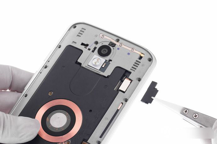 moto x极做工怎么样 moto x极拆解评测