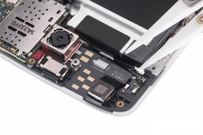 moto x极做工怎么样 moto x极拆解评测