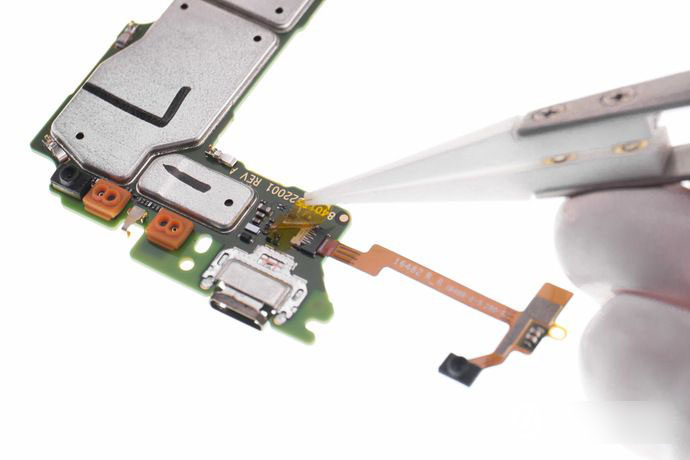 moto x极做工怎么样 moto x极拆解评测