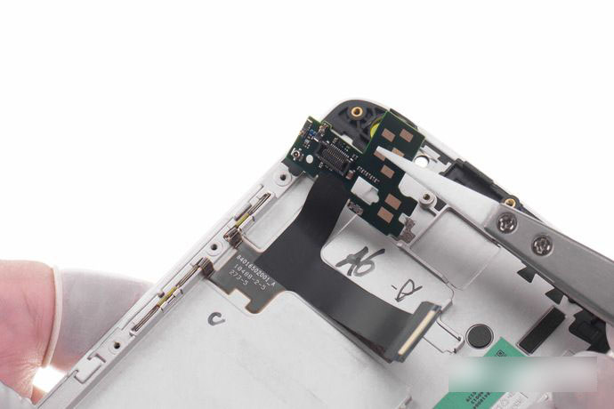 moto x极做工怎么样 moto x极拆解评测