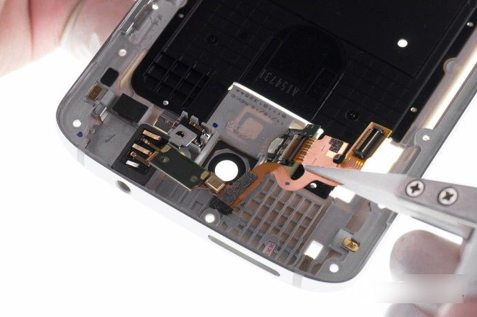 moto x极做工怎么样 moto x极拆解评测