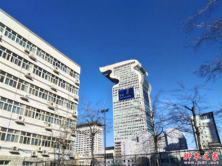 最薄的全网通手机 ivvi 小i Plus评测 