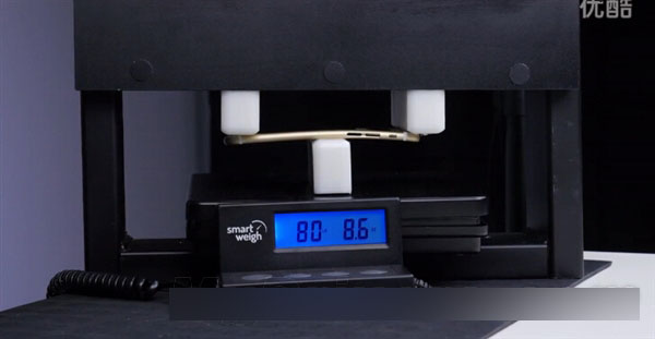 苹果发飙!视频:iPhone 6S后壳测试 巨硬