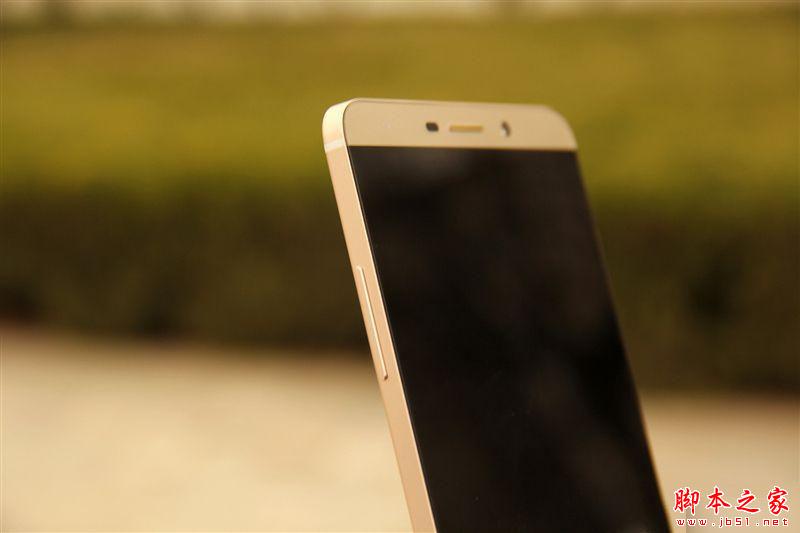 全球首款骁龙820手机 乐视乐Max Pro评测