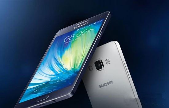 三星Galaxy A5现身 全金属机身支持双卡双待