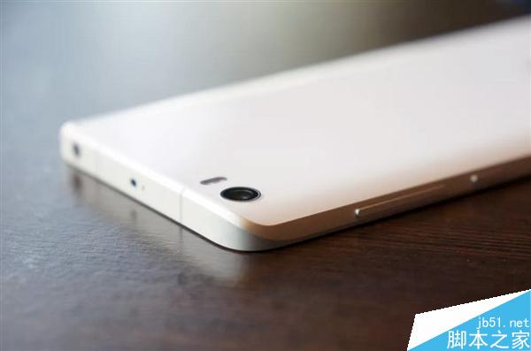 小米5白色版和黑色版对比 