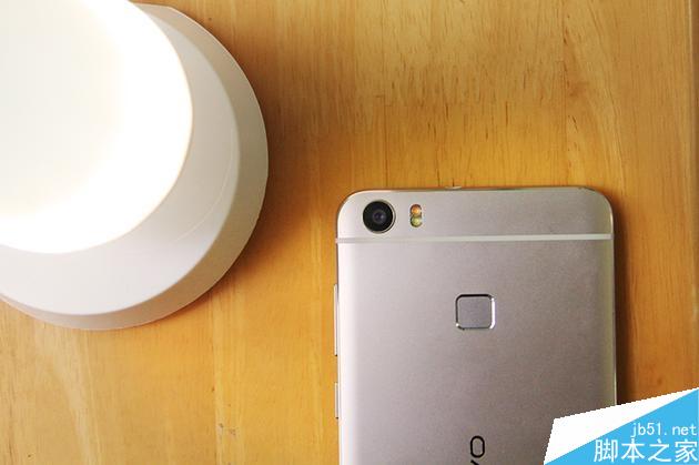 骁龙652曲面屏卖3698!vivo Xplay5首发评测