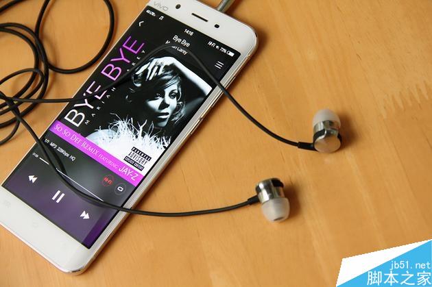 骁龙652曲面屏卖3698!vivo Xplay5首发评测