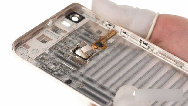 vivo Xplay5拆机评测：Zealer专业拆解 深扒内部做工