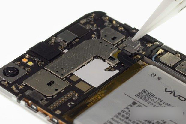 vivo Xplay5拆机评测：Zealer专业拆解 深扒内部做工