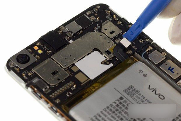 vivo Xplay5拆机评测：Zealer专业拆解 深扒内部做工