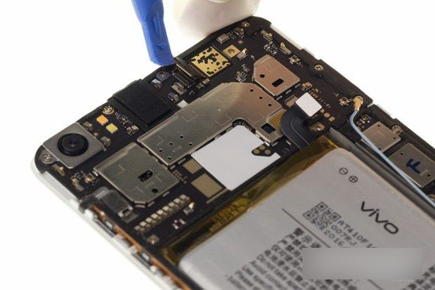 vivo Xplay5拆机评测：Zealer专业拆解 深扒内部做工
