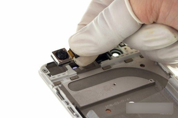 vivo Xplay5拆机评测：Zealer专业拆解 深扒内部做工