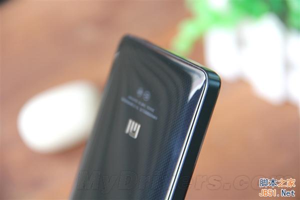 黑的漂亮！黑色版小米手机4图赏：竟然变了