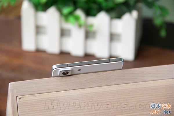 4.85mm!全球最薄手机OPPO R5开箱图赏