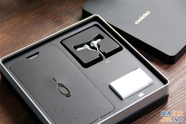 4.85mm!全球最薄手机OPPO R5开箱图赏