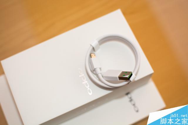 OPPO R9开箱图赏与简单体验评测