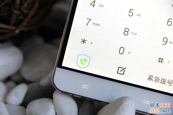 酷派双系统安全手机真机美图赏：还挺帅