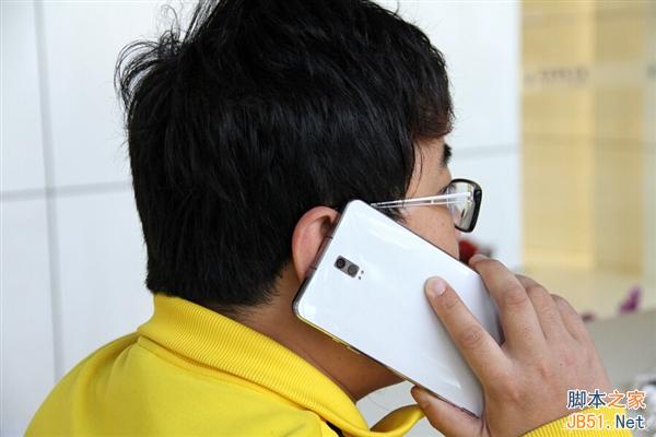 酷派双系统安全手机真机美图赏：还挺帅