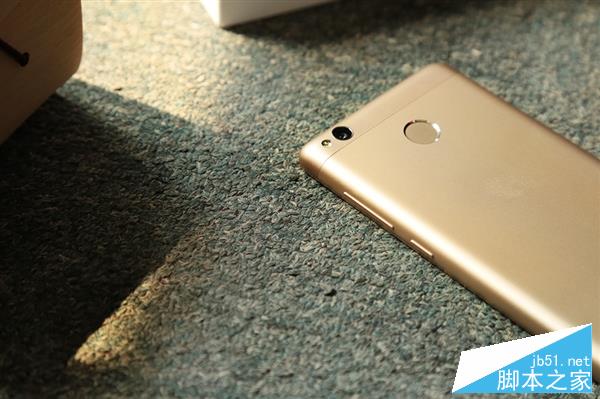 899元!红米3指纹高配版真机图赏:金属质感超赞