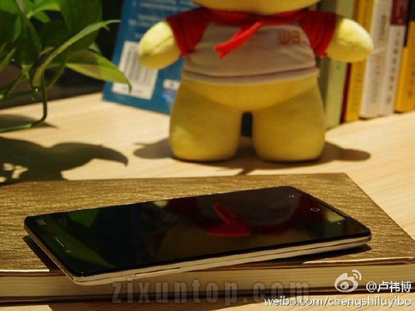 小哇手机真实图片