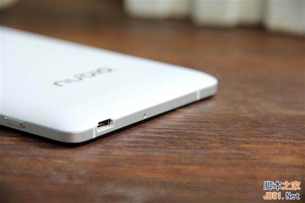 5.5寸最强拍照手机 3456元nubia Z7图赏