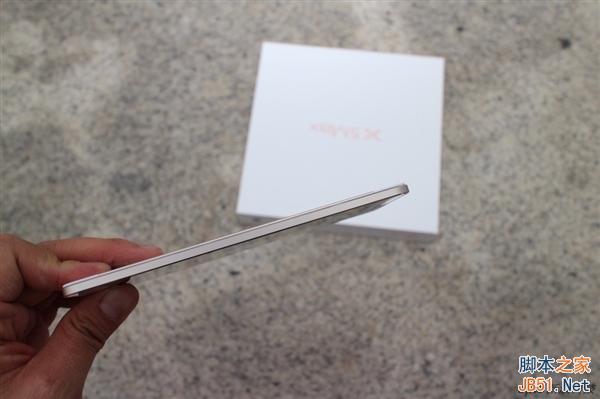 好一把“刀”：4.75mm最薄手机vivo X5Max图赏