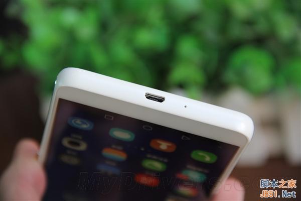 帅气的双摄像头！1999元荣耀6 Plus开箱