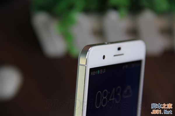 帅气的双摄像头！1999元荣耀6 Plus开箱