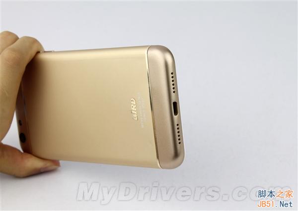 iPhone 6看醉了！波导“神机”L9真机图赏