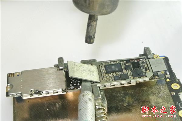 太牛了！把iPhone 6 Plus从16G手动升级到128G