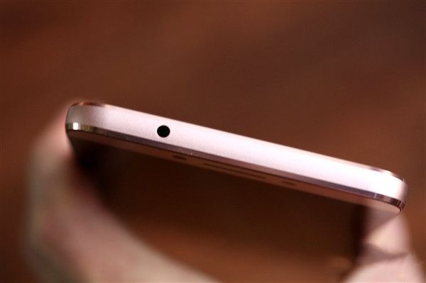 乐Max 2值得买吗 乐Max 2评测