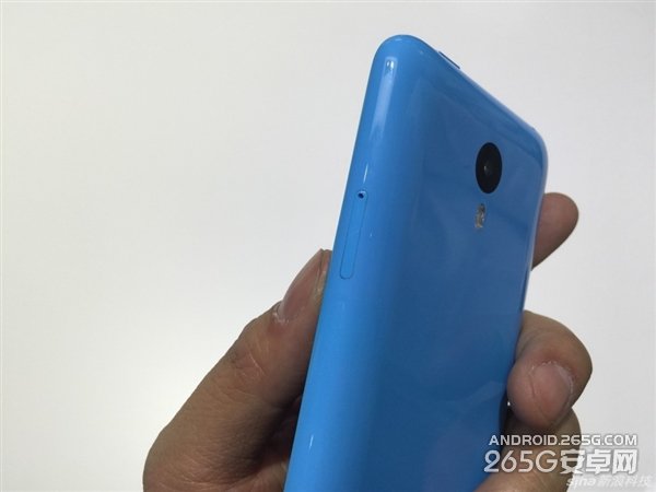 iPhone 5C灵魂附体！999元魅蓝Note图赏