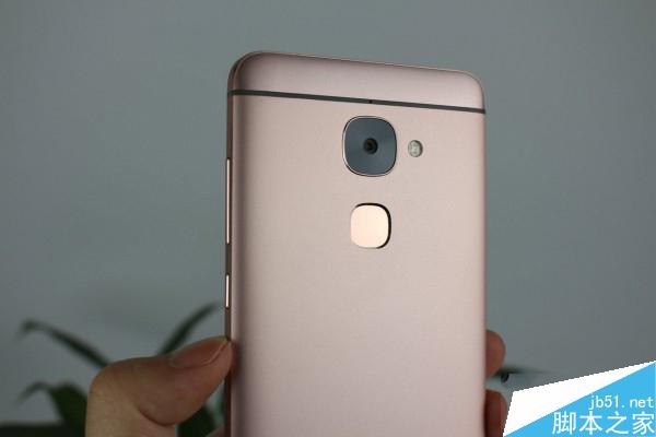 乐视手机2怎么样价格1099元值吗 乐视手机2体验评测视频4.jpg