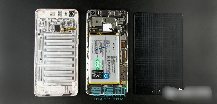 暴力音频堆料 美国队长vivo xplay5旗舰版拆机图解