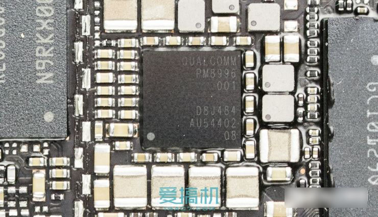 暴力音频堆料 美国队长vivo xplay5旗舰版拆机图解