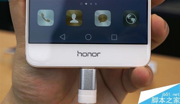 2799元买吗？荣耀V8上手体验：这点比P9还好