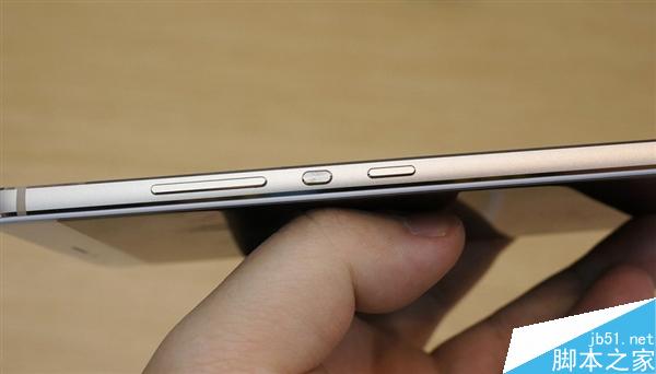 2799元买吗？荣耀V8上手体验：这点比P9还好