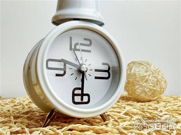 还是800万像素 699元红米2代官方样张公布